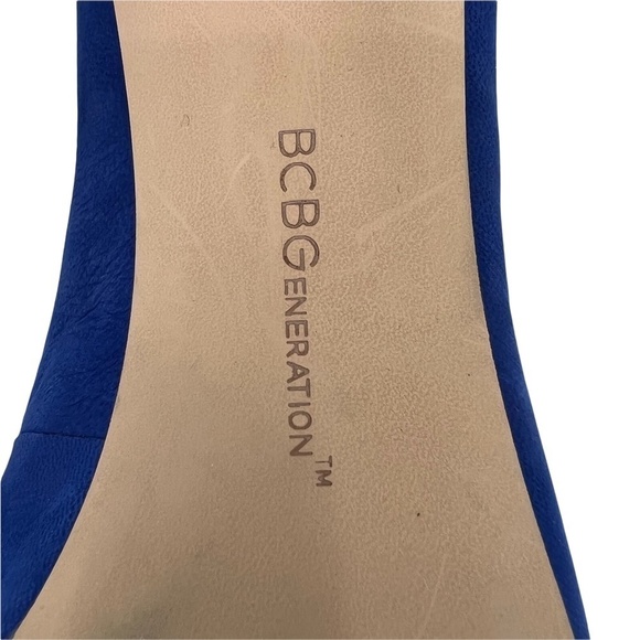 BCBGeneration Blue Suede Pointed Toe Heels Size 8 Women's - Picture 2 of 15